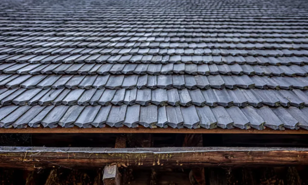 The 10-Year Roof vs. the 30-Year Roof: What’s the REAL Difference?