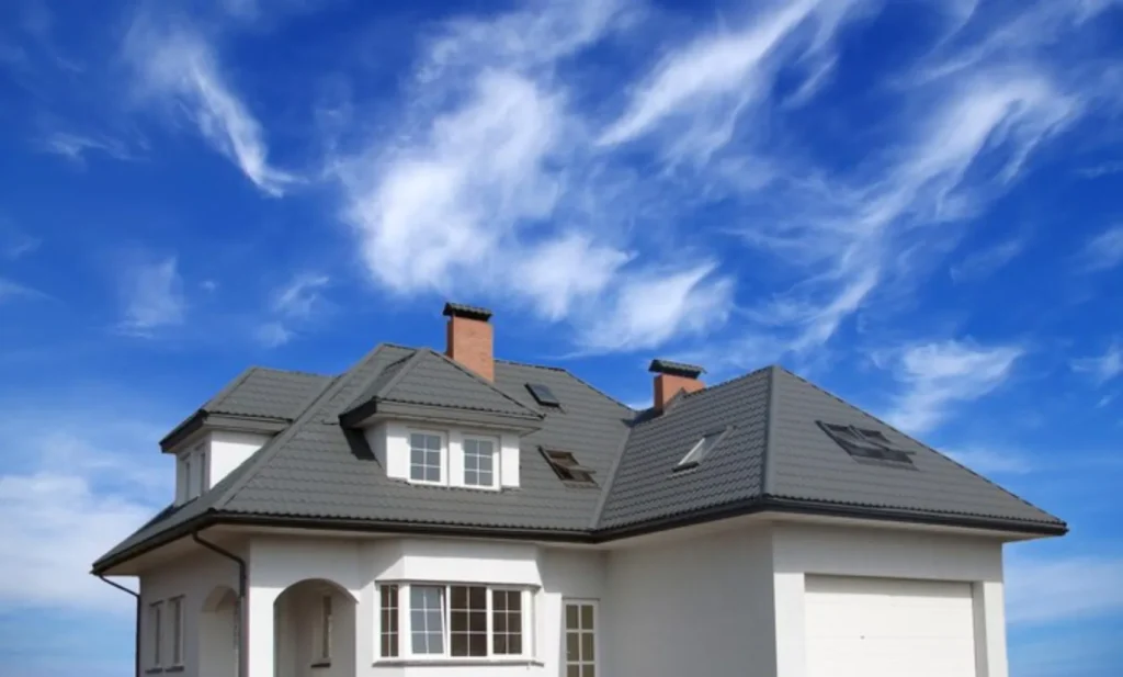 New Home? Why Your Builder-Grade Roof Won’t Last 10 Years